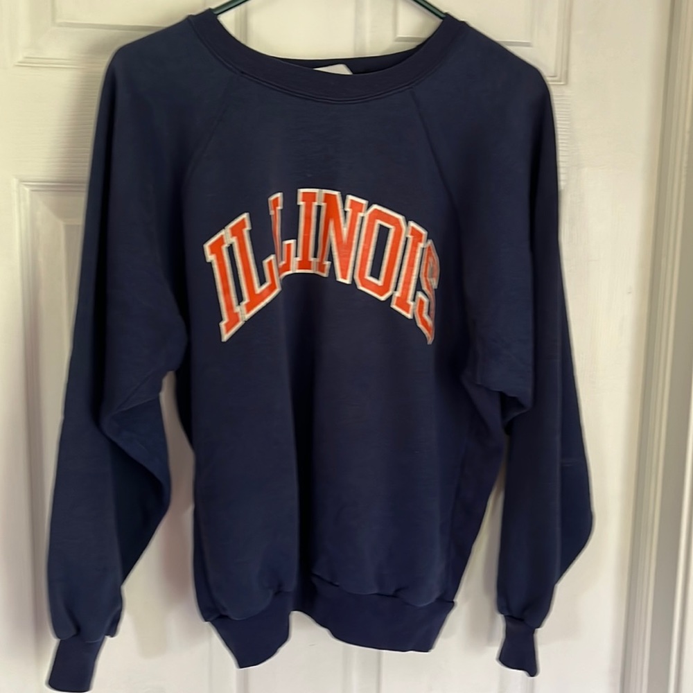 Vintage Illinois sweatshirt. Blue orange. Previously worn